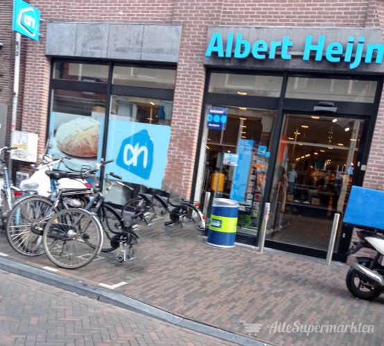 Hoofdingang van de AH Utrecht Twijnstraat